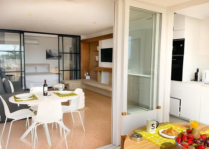 Lucia - La Nogalera - 2 Bedrooms *