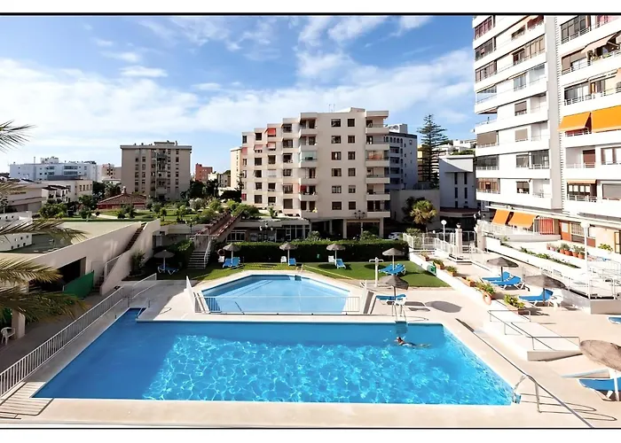 Lucia - La Nogalera - 2 Bedrooms Torremolinos